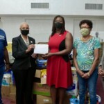 Colina presents a cheque to the Crisis Centre for the purchase of additional items for the pantry ahead of the holidays. (l to r) Stephen Dean, President, Rotary Club of Nassau; Cleopatra Christie, Administrator, The Bahamas Crisis Centre (BCC); Maxine V. Seymour, Director, Corporate Communications, Colina Insurance Limited (Colina); Leila Greene, Volunteer and Director, BCC and C. Kino McCartney, Branch Manager, 21 Collins Avenue, Colina.